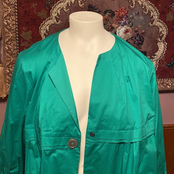 Jacket - Picture 6 of 7
